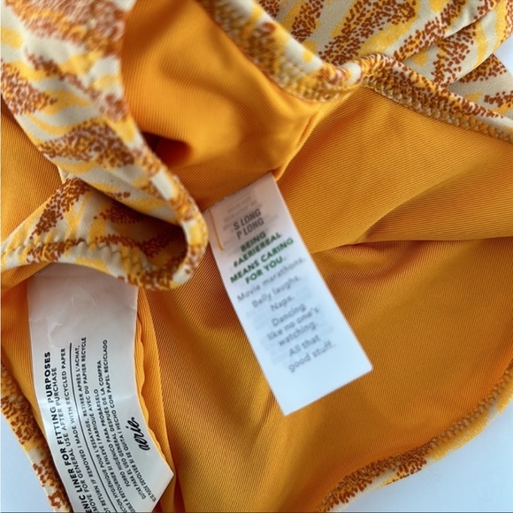 Aerie twist front cut out swimsuit - Small long - Picture 7 of 9